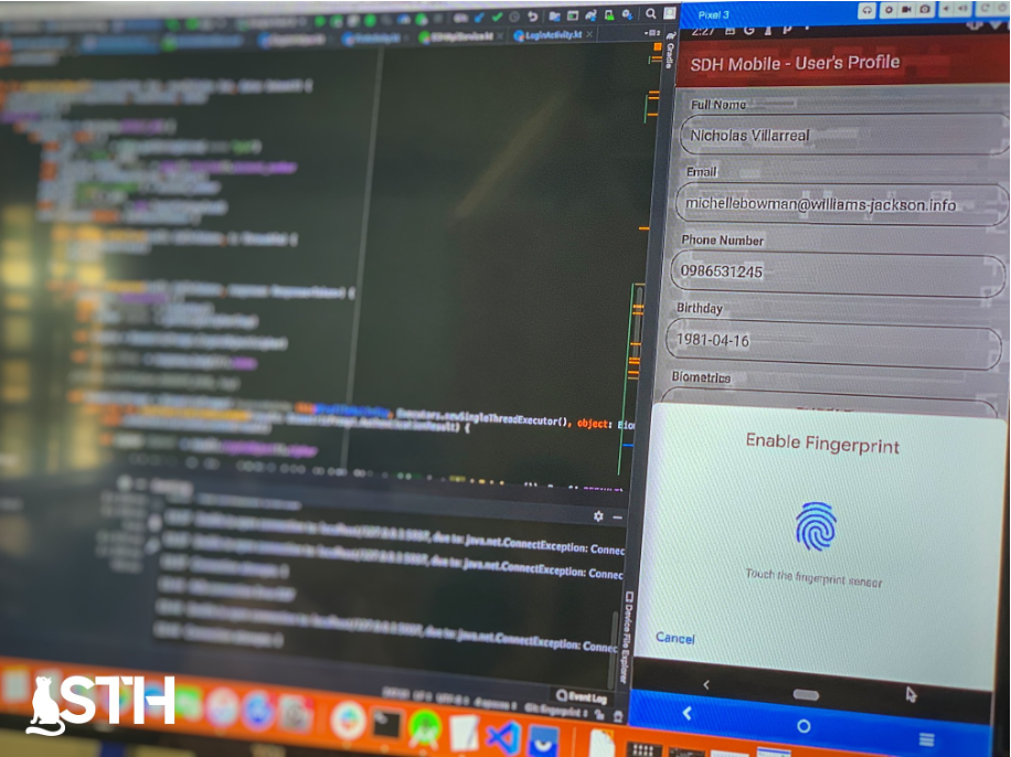 หน้าจอทดสอบฟังก์ชันลายนิ้วมือของ Mobile Application พร้อมโค้ดโปรแกรมด้านหลัง